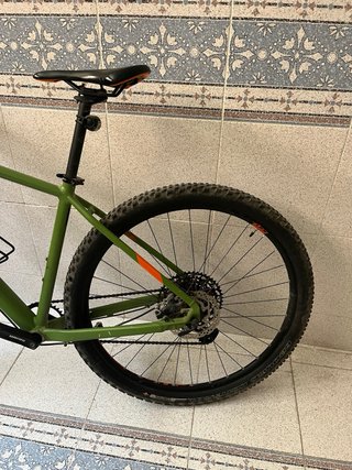 Bicicleta Cube Analog Montaña