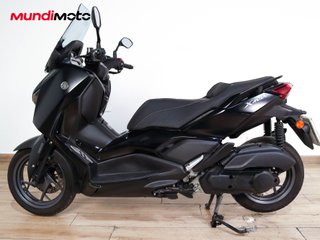 YAMAHA X-MAX 125