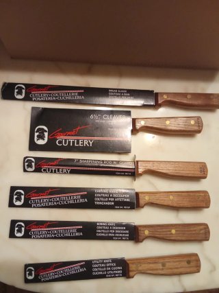 Set 5 Coltelli Gourmet + Affilalame