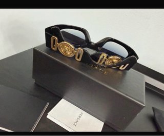 Gafas de Sol Versace 4425U Negras y Doradas