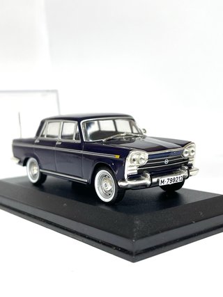 Seat 1500 (1971) escala 1/43