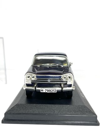 Seat 1500 (1971) escala 1/43