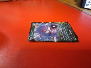 Cartas Pokémon Gengar V y Raichu V