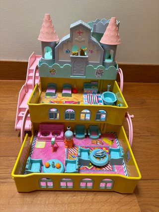 Castillo Pinipons antiguo con accesorios