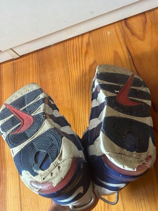 Nike Uptempo Blanco y Azul