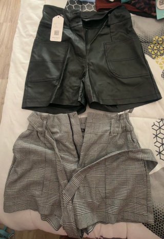 Pantalones de cuero y cuadros