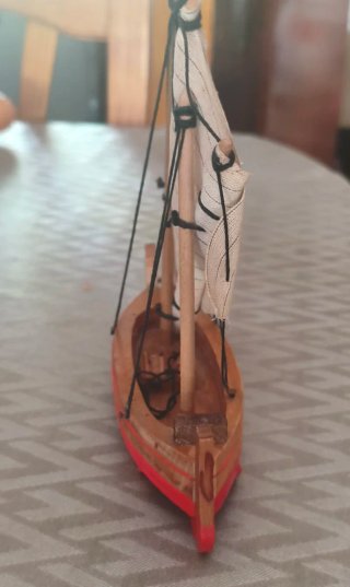 Maqueta velero artesanal