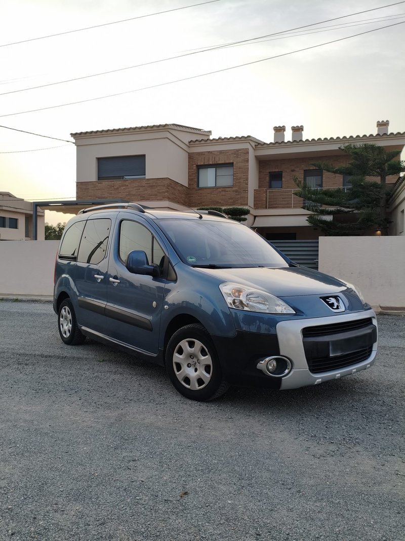 Peugeot Partner 2012 - foto 1
