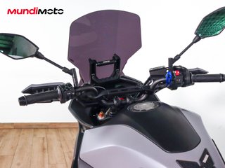 YAMAHA TRACER 7