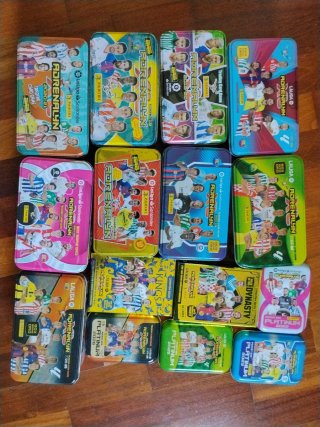 Cromos de diferentes colecciones
