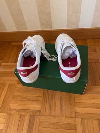 Zapatillas Lacoste Blancas y burdeos