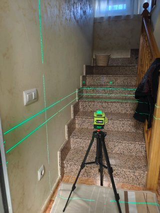 Nivel Láser 16 Líneas 4D + Trípode+ 2 baterías