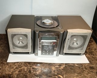Minicadena Roadstar HIF 3033 R