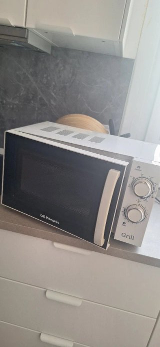 Microondas Orbegozo con Grill - Funciona