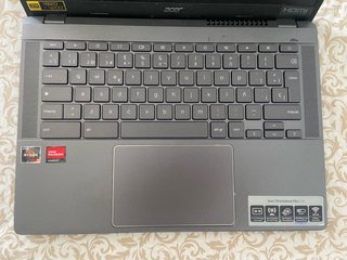 Chromebook Plus: Incluye funda + cargador original