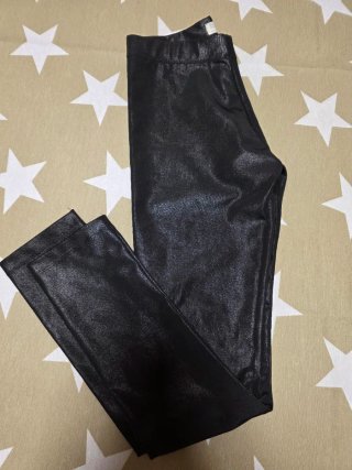 Leggings/pantalón negro efecto piel brillante