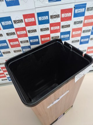 Cubo basura 25L pedal compacto plástico BPA Tatay