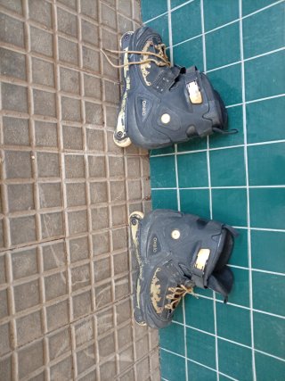 Patines en línea Oxelo negros y dorados