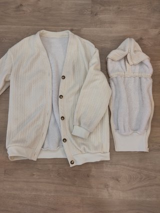 Chaqueta premamá y portabebé beige