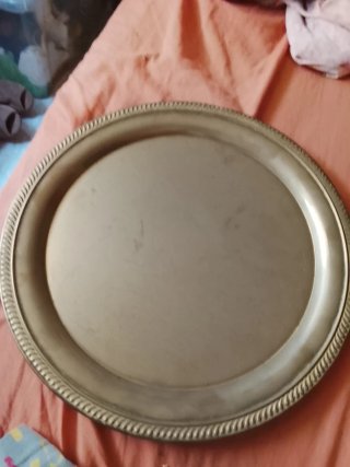 Bandeja ovalada con borde decorado