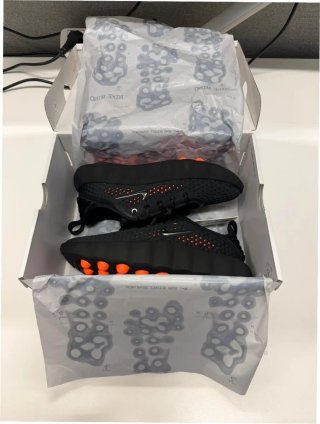 Nike Mind 002 Negro Hyper Crimson EU 36