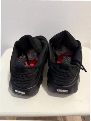 Nike Mind 002 Negro Hyper Crimson EU 38