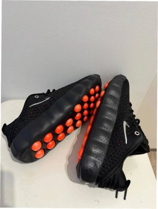 Nike Mind 002 Negro Hyper Crimson EU 38