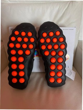 Nike Mind 002 Negro Hyper Crimson EU 45