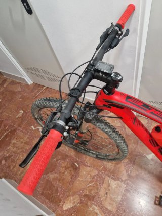 Bicicleta MTB BH Ultimate Roja