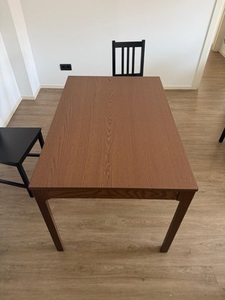 Conjunto mesa y 4 sillas comedor madera