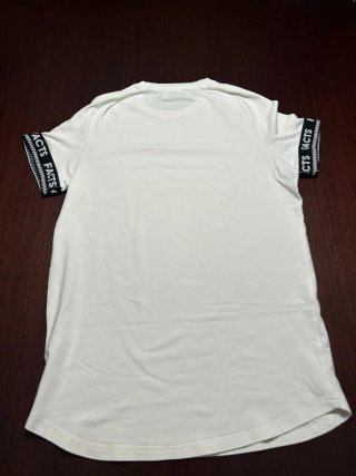Camiseta Bershka Facts Blanca