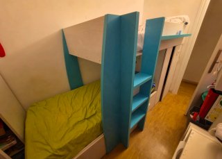 Cama tren litera con armario cajonera y estantería