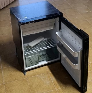 Nevera portátil eléctrica 65L