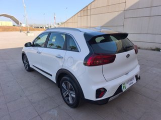 Kia Niro 1.6 GDi HEV 104kW (141CV) Drive