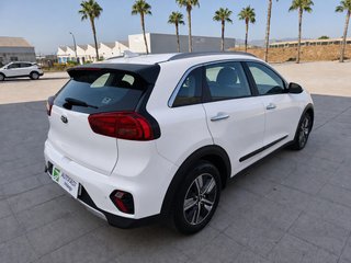Kia Niro 1.6 GDi HEV 104kW (141CV) Drive