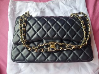 Bolso de cuero negro