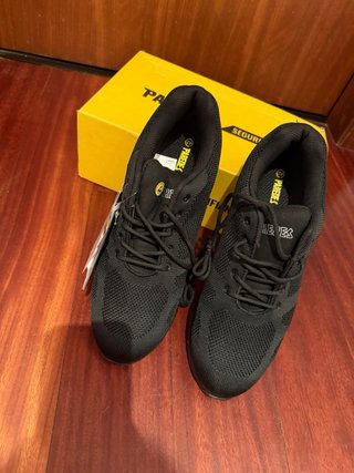 Zapatos de Seguridad Paredes Talla 42 Nuevos