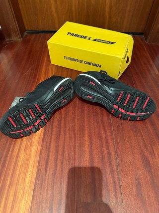 Zapatos de Seguridad Paredes Talla 42 Nuevos