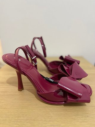 Tacones Zara Lazo Morado Talla 37