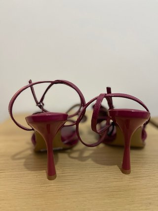 Tacones Zara Lazo Morado Talla 37