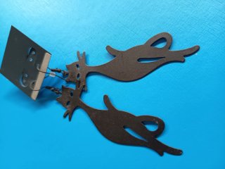 Pendientes negros de gato