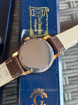 Zenith estilo "Calatrava" chapado en oro años 60