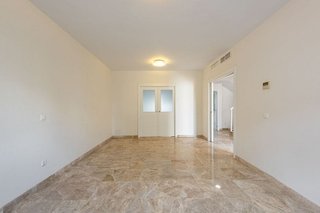 Casa adosada en venta en La Dama de Noche-La Alzambra en Marbella