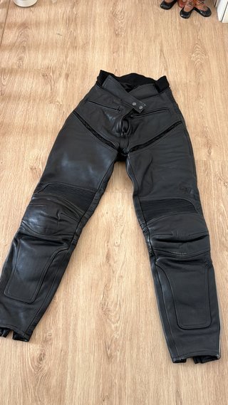 Pantalón moto piel Talla S