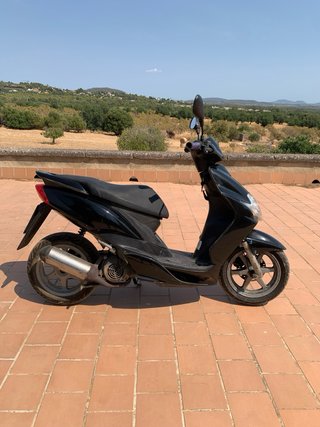 Yamaha Jog RR con ITV 2028