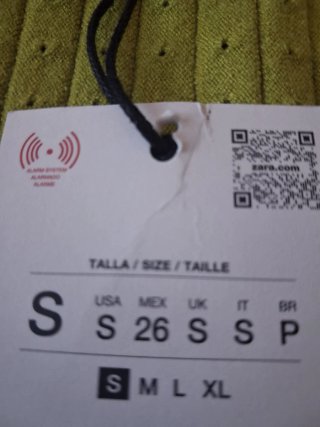 Jersey Zara verde acanalado manga acampanada