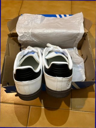 Adidas Samba Talla 41 Blancas y Negras