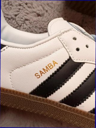Adidas Samba Talla 38 Blancas y Negras