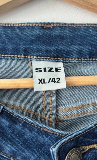 Pantalones vaqueros con brillos, elasticos