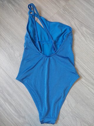 Bañador mujer talla 38. Usado solo una vez